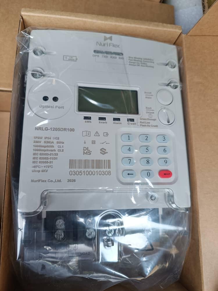 Single-phase smart prepayment energy meter